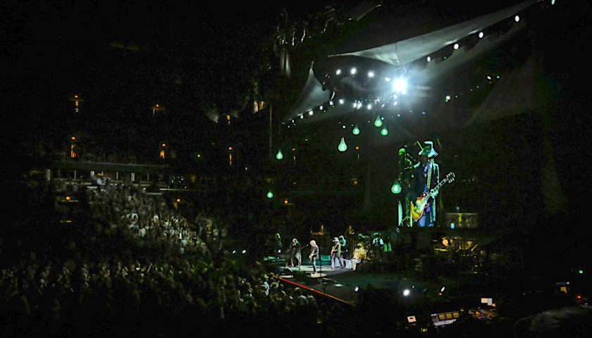 Fleetwood Mac at the United Center [REVIEW] 24