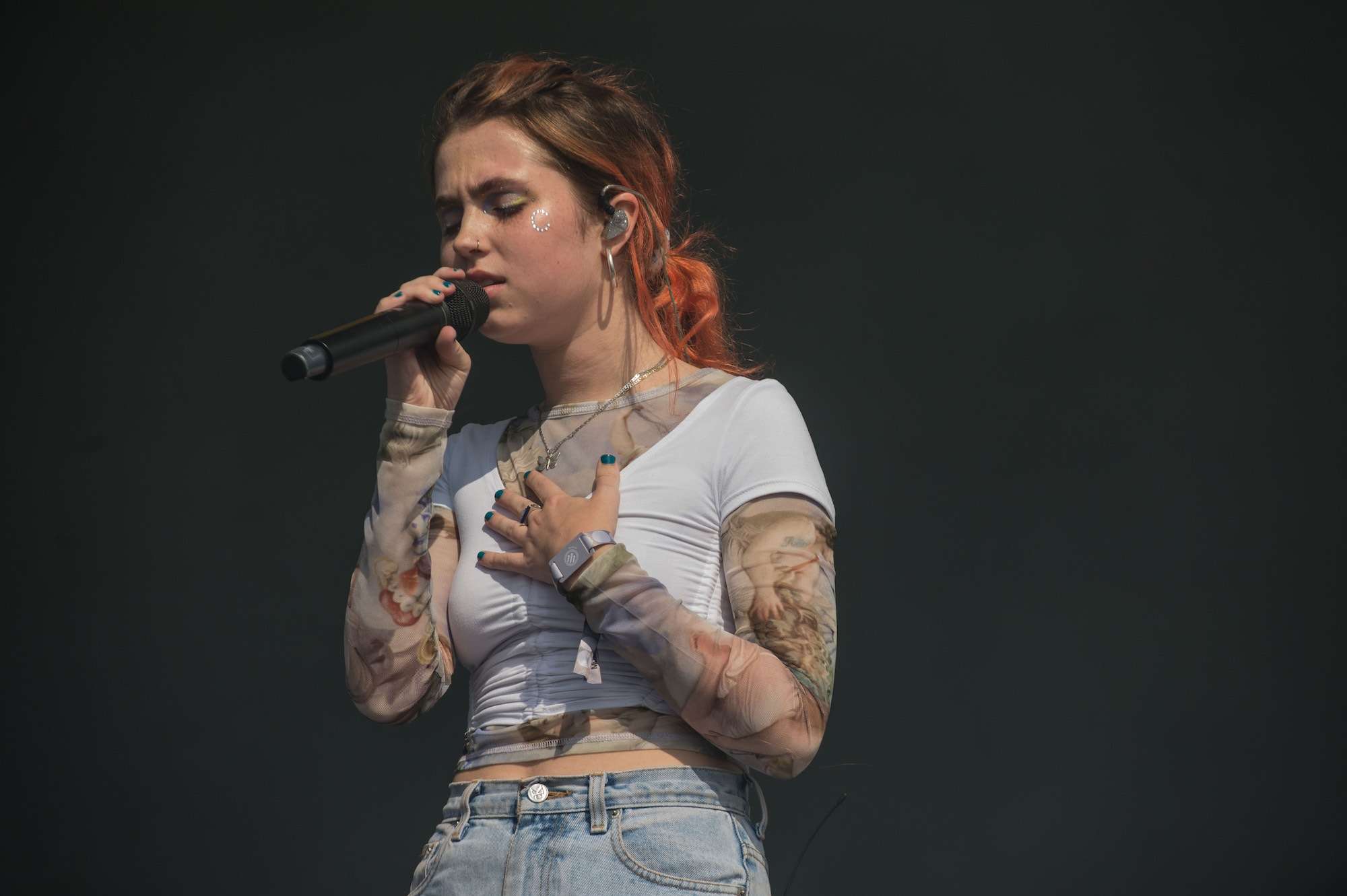 Clairo Live at Pitchfork [GALLERY] 7