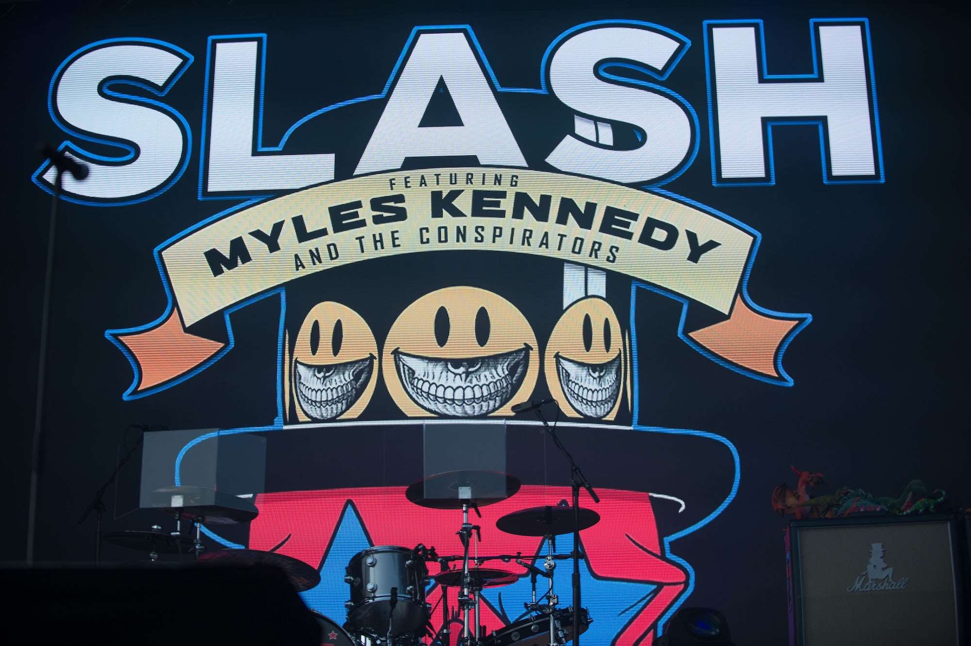 SLASH Featuring Myles Kennedy And The Conspirators Live at Lollapalooza [GALLERY] 2