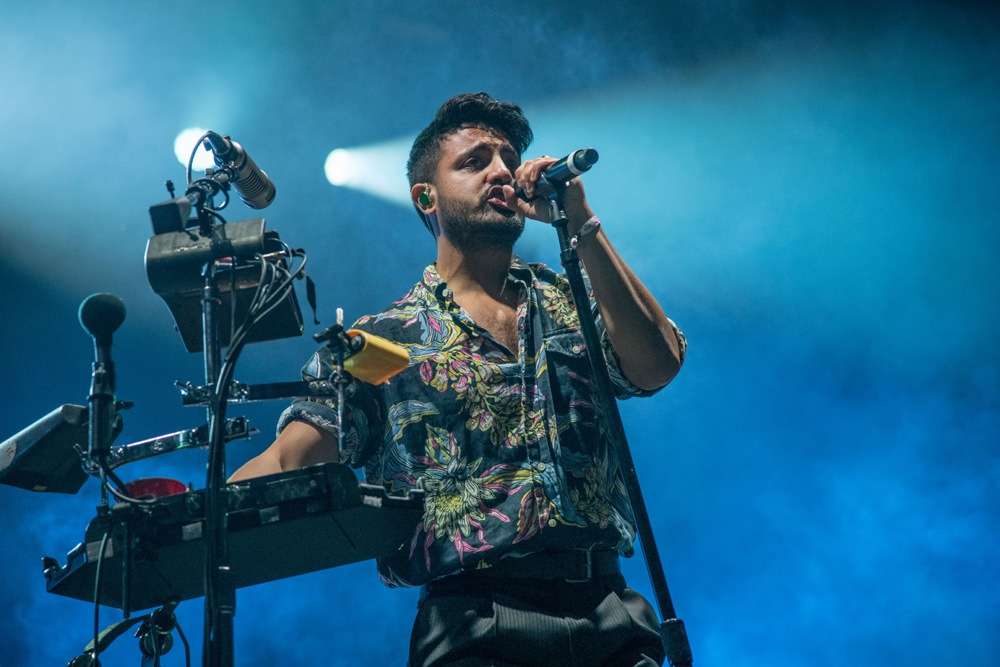 Young The Giant Live at Riot Fest [GALLERY] 3