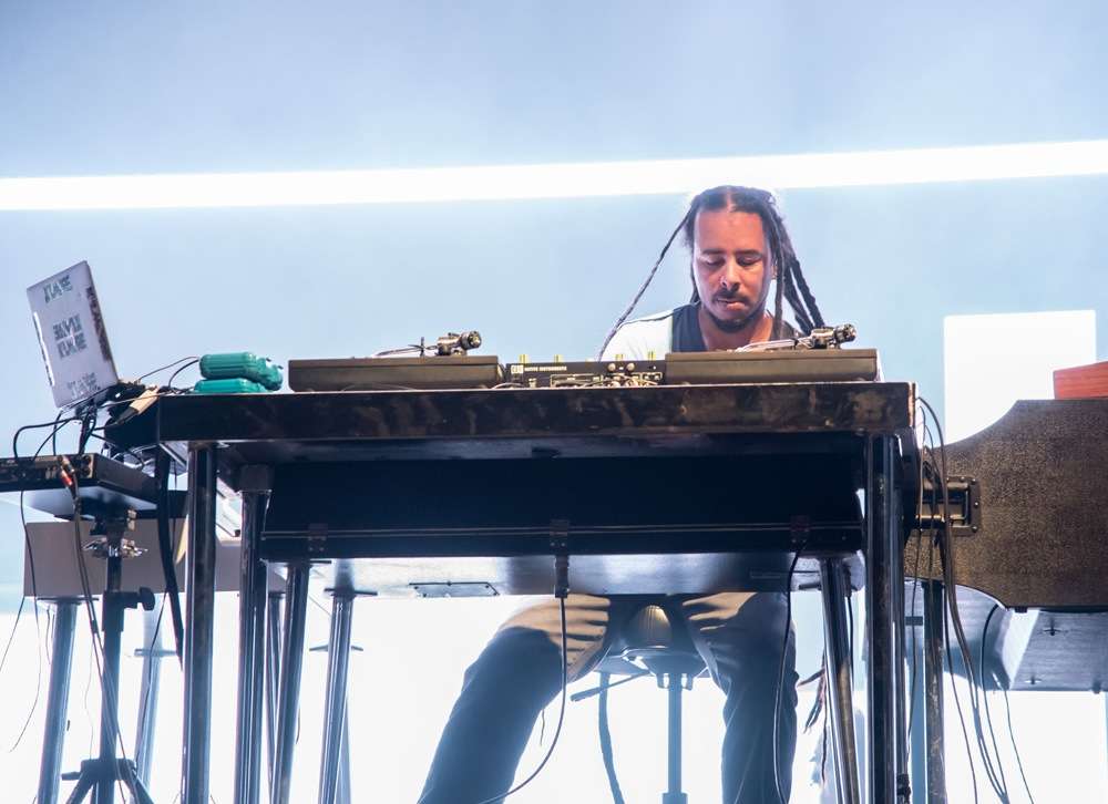 Incubus Live at Riot Fest [GALLERY] 7