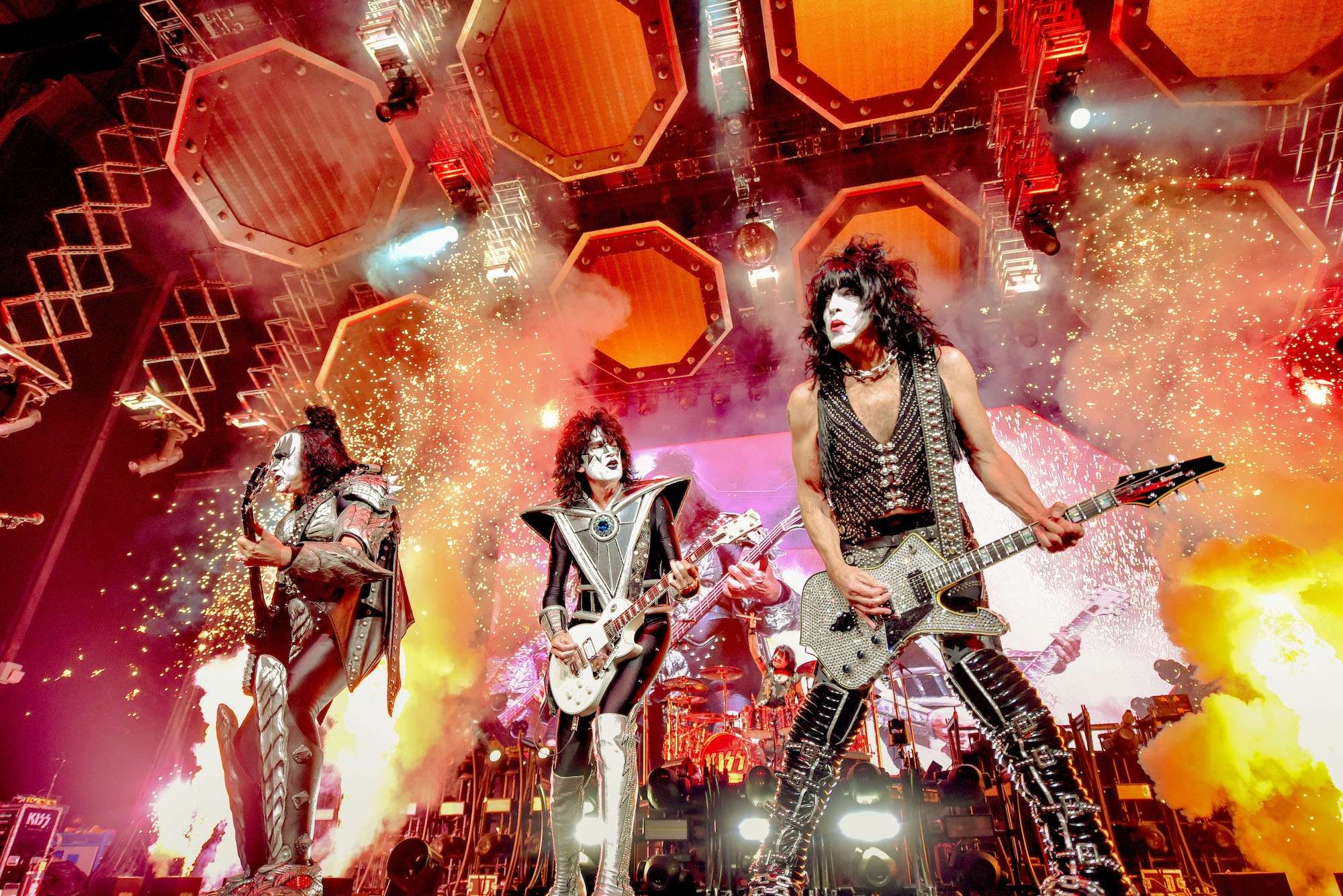 KISS Live at Hollywood Casino Amphitheatre [GALLERY] 27