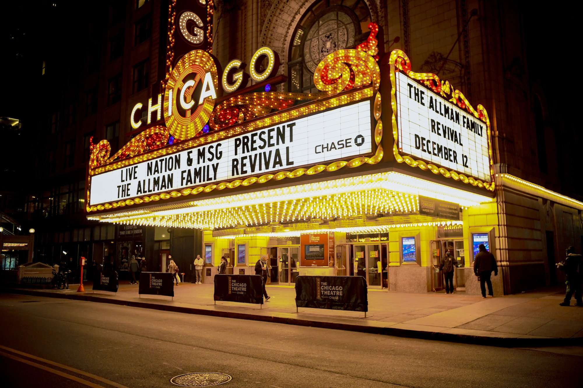 The Allman Family Revival Live at the Chicago Theatre 2