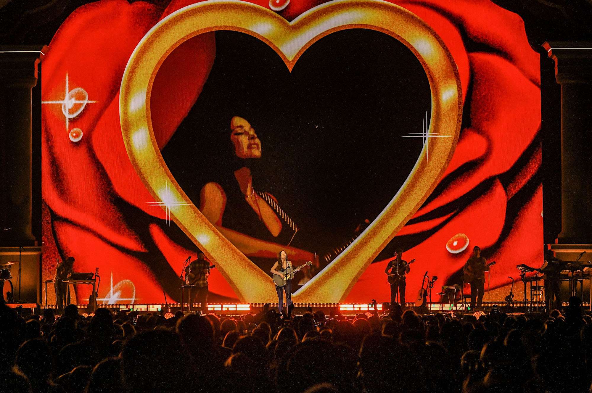 Kacey Musgraves Live At United Center [GALLERY] 14