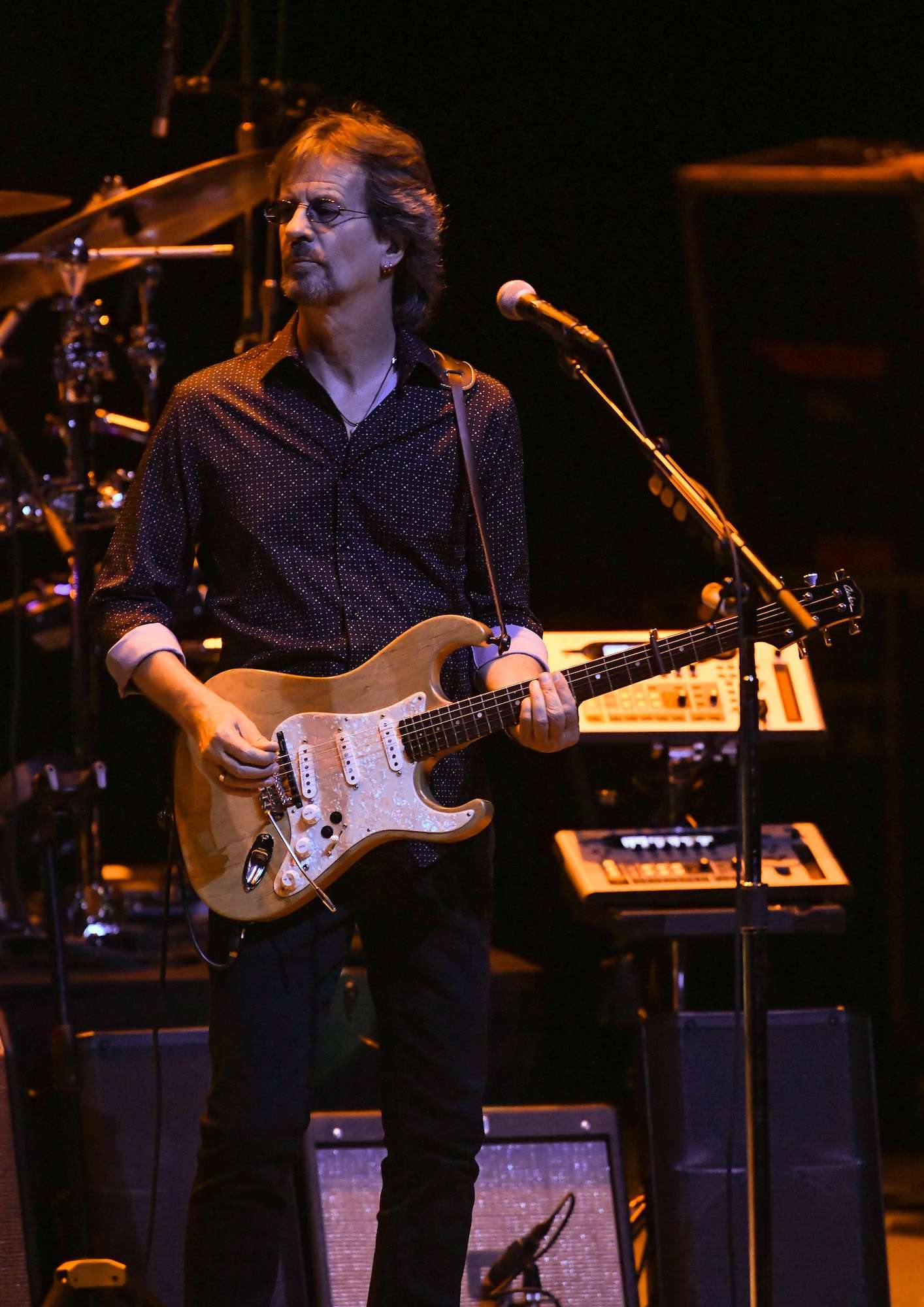 Lindsey Buckingham Live at North Shore Center for the Performing Arts [GALLERY] 14