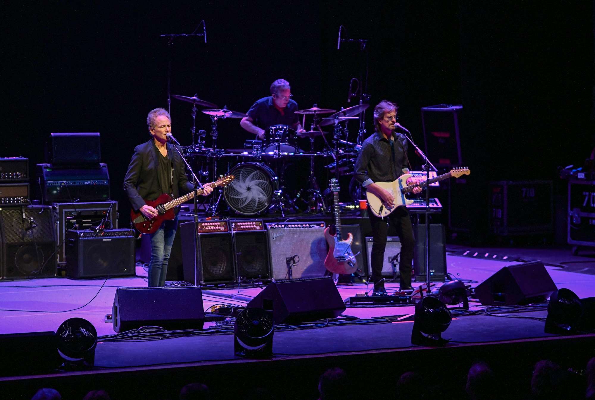 Lindsey Buckingham Live at North Shore Center for the Performing Arts [GALLERY] 10