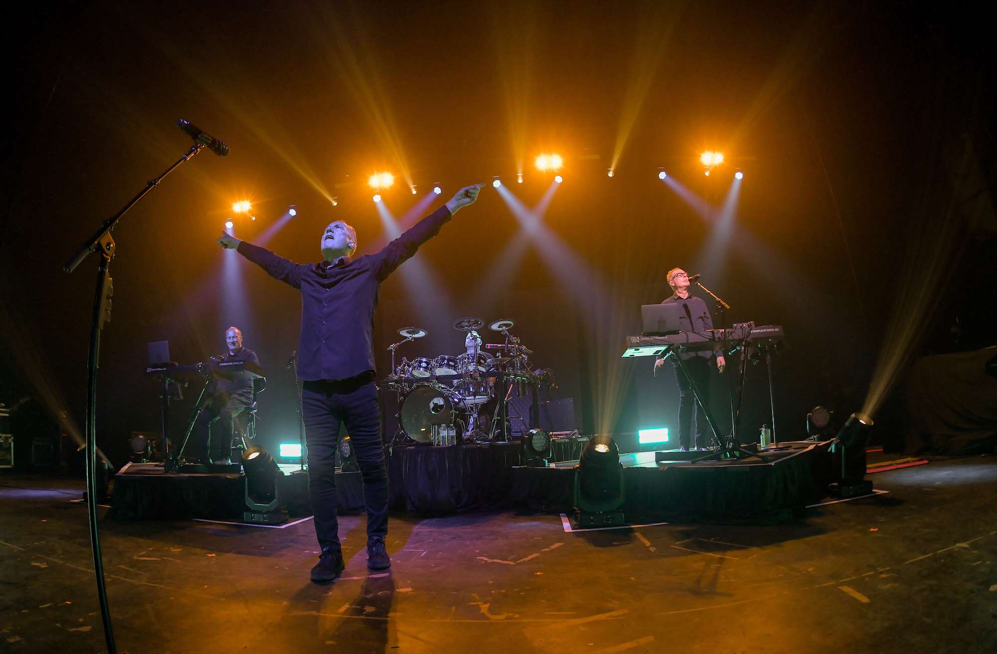 OMD Live at the Riviera Theatre [GALLERY] 4