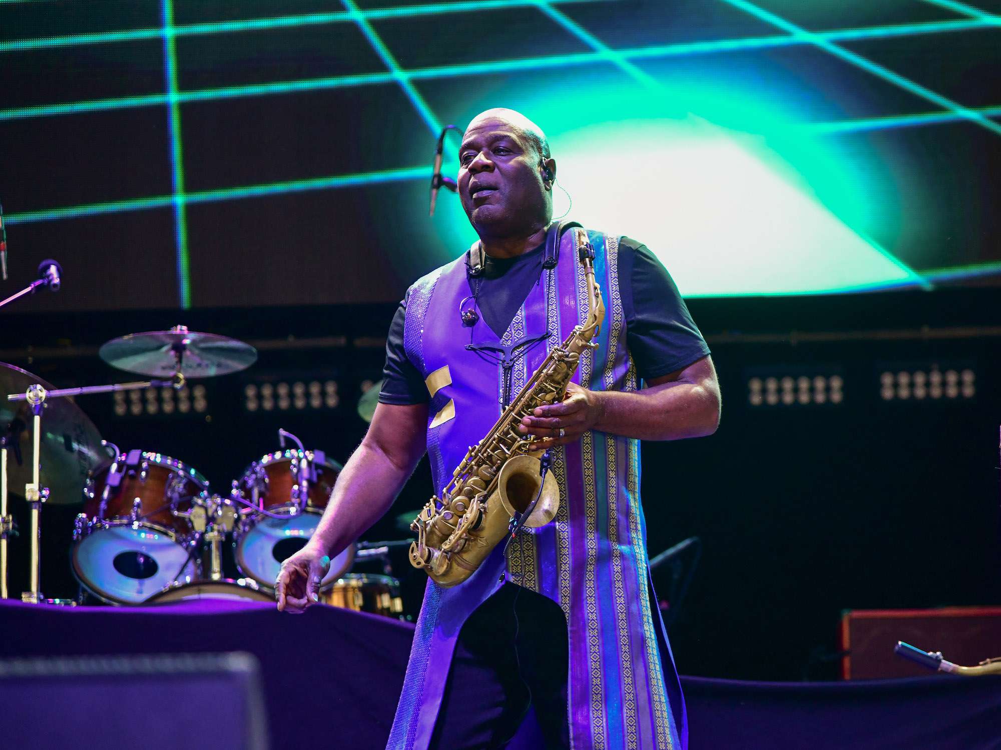 Earth Wind And Fire Live at Hollywood Casino Amphitheatre [GALLERY] 13