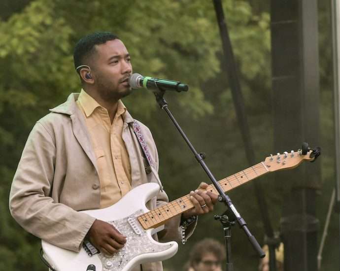 Toro y Moi Live At Pitchfork [GALLERY] 2