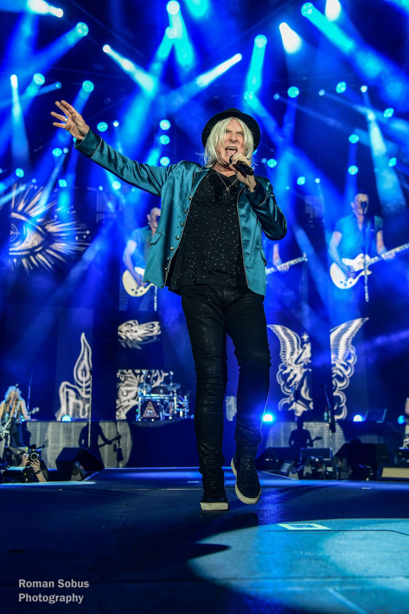 Def Leppard Live at Lucas Oil Stadium [GALLERY] 11