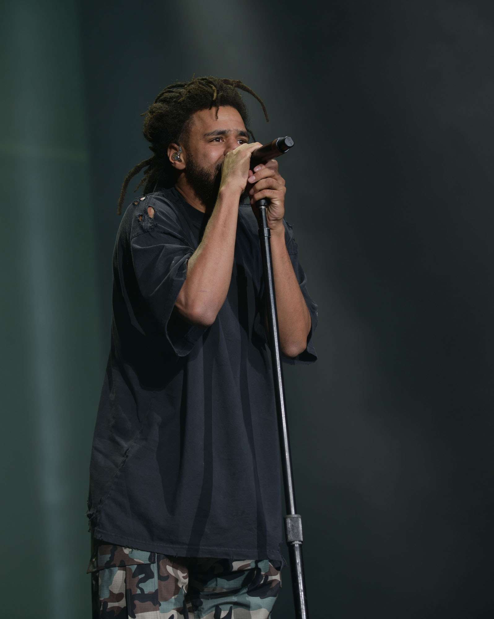 J Cole Live at Lollapalooza [GALLERY] 10