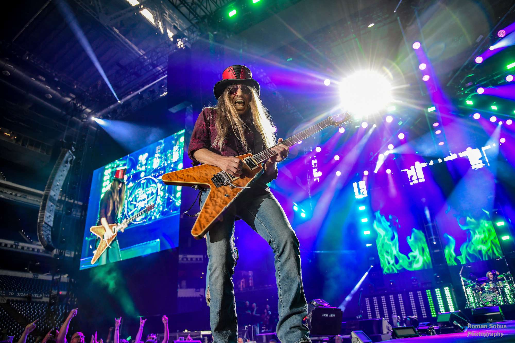 Poison Live at Lucas Oil Stadium [GALLERY] 14