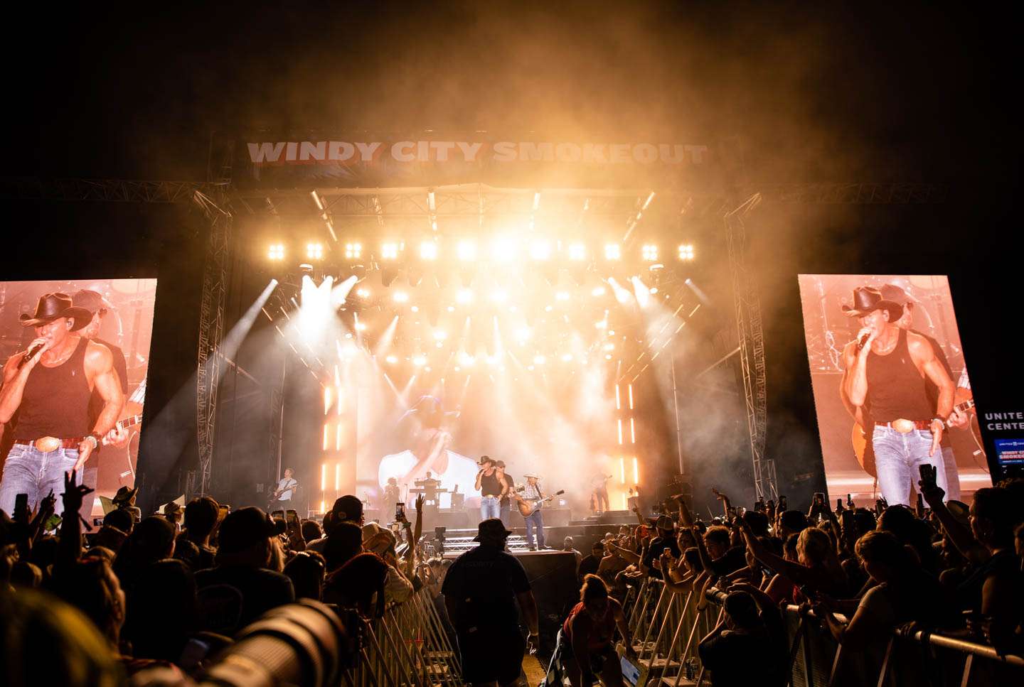 Tim McGraw Live at Windy City Smokeout [GALLERY] 1