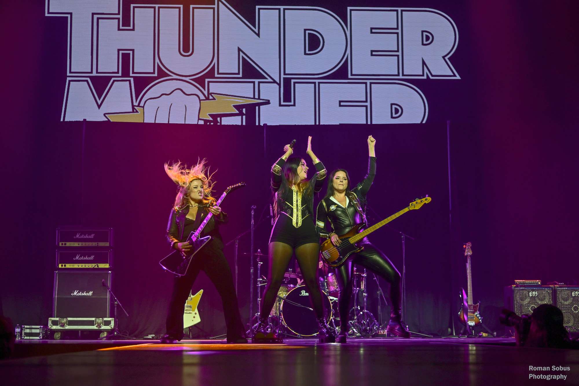 Thunder Mother Live at Allstate Arena [GALLERY] 9