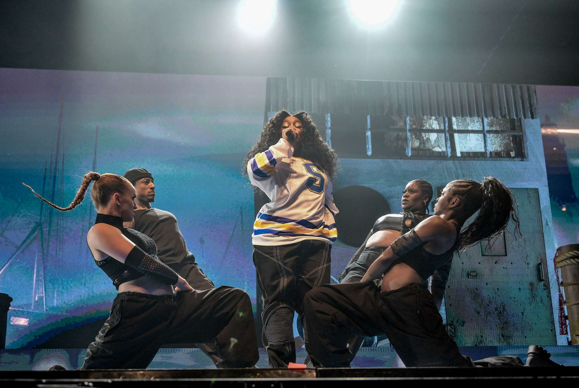 SZA Live at United Center [GALLERY] 7