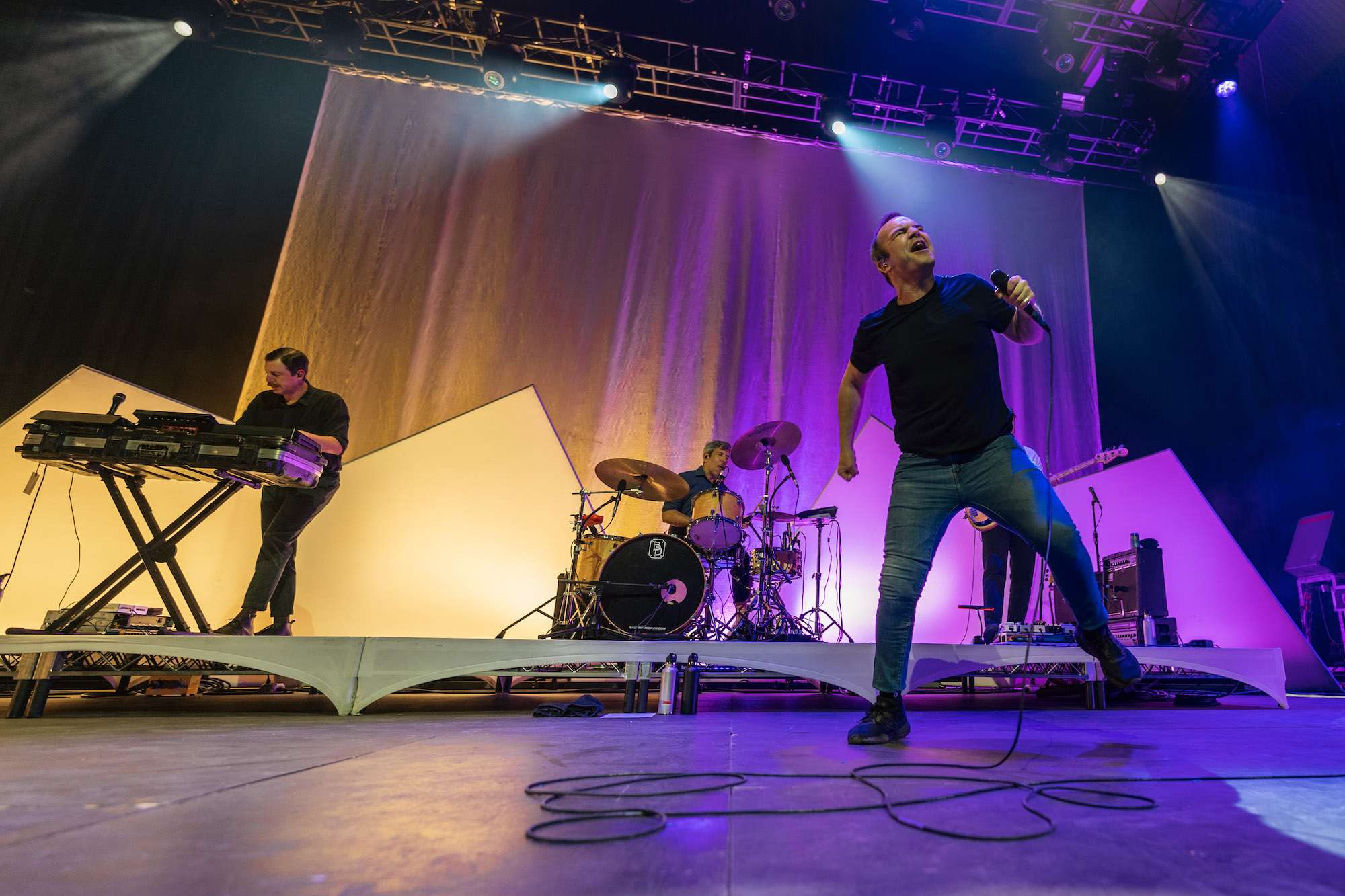 Future Islands Live at Salt Shed [GALLERY] 9