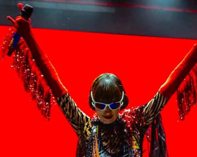 The Yeah Yeah Yeahs Electrify the Stage at Huntington Bank Pavilion 3