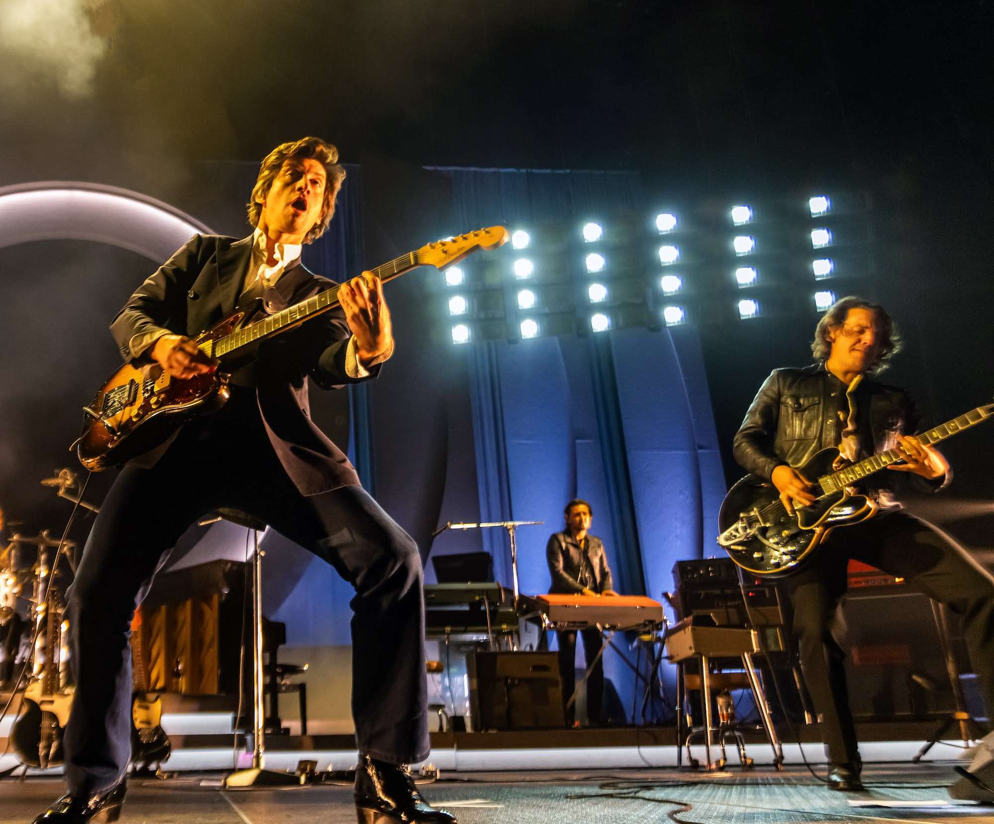 Arctic Monkeys Live at United Center [GALLERY] 10